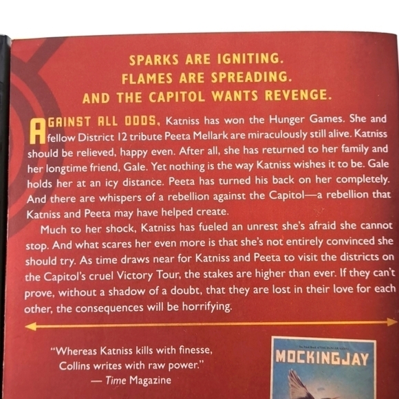 The Hunger Games books 1 & 2 Catching Fire novels by author Suzanne Collins - Picture 4 of 5